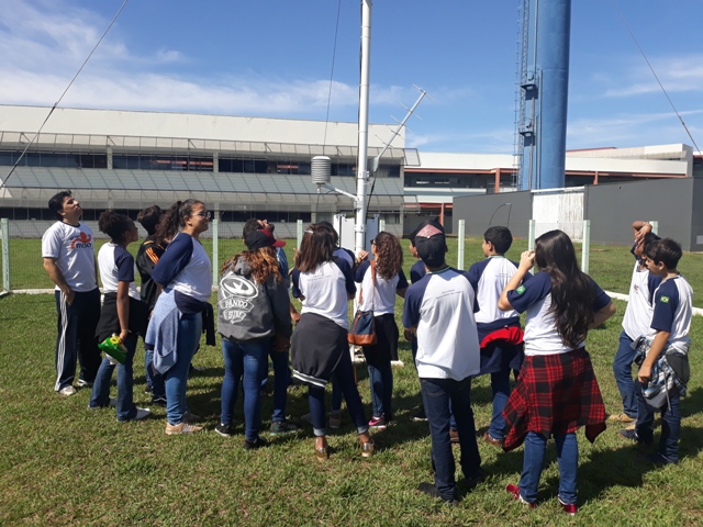 Visita dos alunos à UFTM, na Unidade Univerdecidade